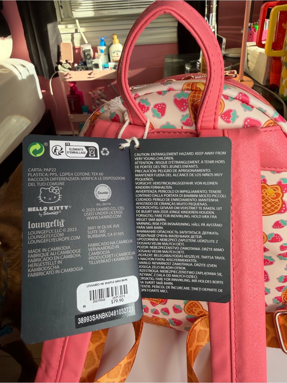 Loungefly Hello Kitty Waffle Mini Backpack - Picture 4 of 9